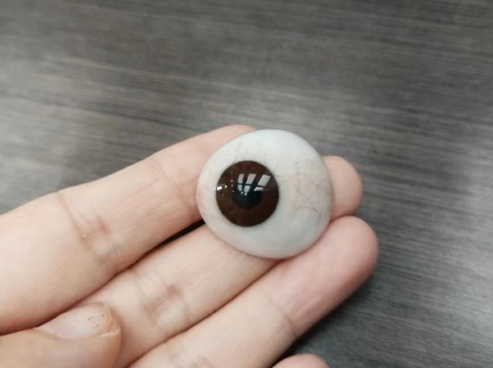 常规义眼